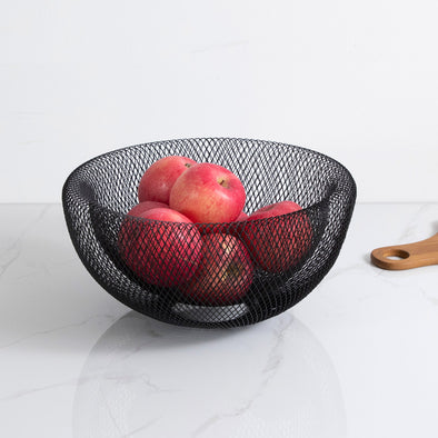 Classica Black Nero Mesh Round Fruit Bowl with apples inside
